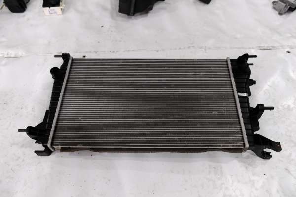 CROMA ÇIKMA PARÇA SU RADYATÖRÜ